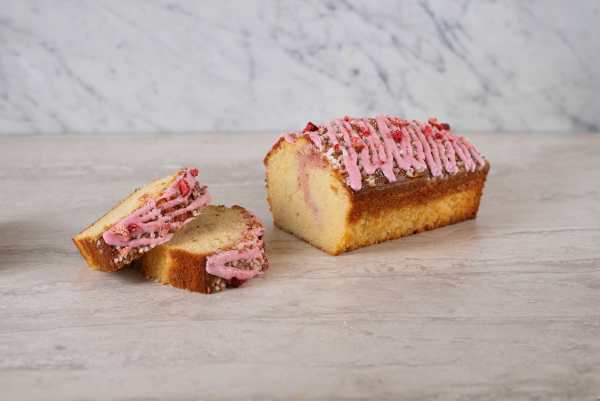 BR_RB_Strawberry_Pound_Cake_JKM2026_002
