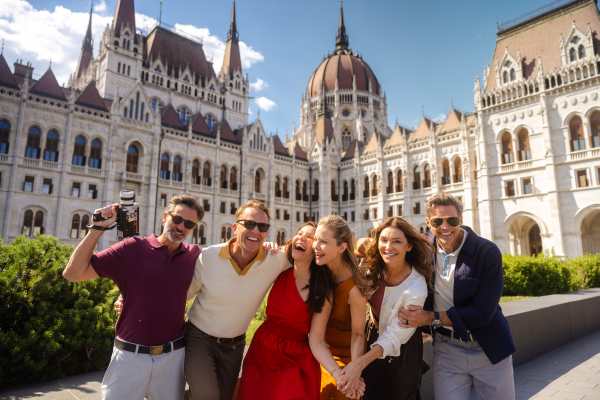 Celebrity River Cruises Adds City Stays