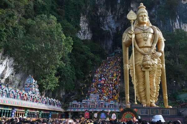 Discover Malaysia Through Festivals and Meaningful Journeys