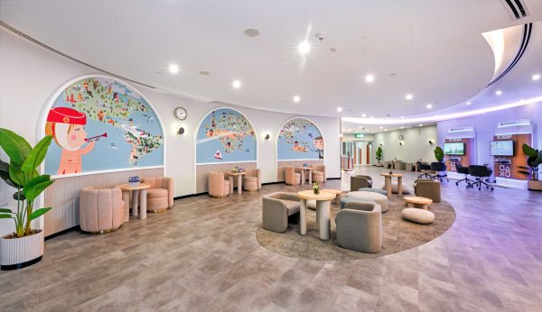 Emirates Welcomes 3,500+ Young Solo Travellers