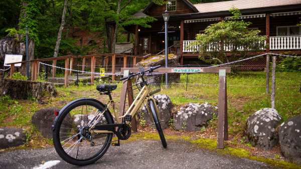 Cycle Lake Chuzenji with Kanaya Hotel Refreshments