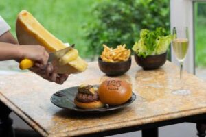 Le Club Bar_Le Burger 1901