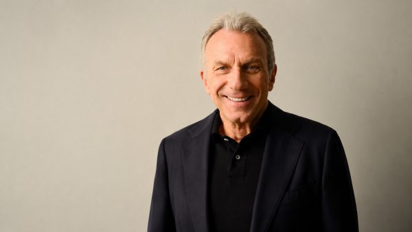 NFL Legend Joe Montana Heads to Australia