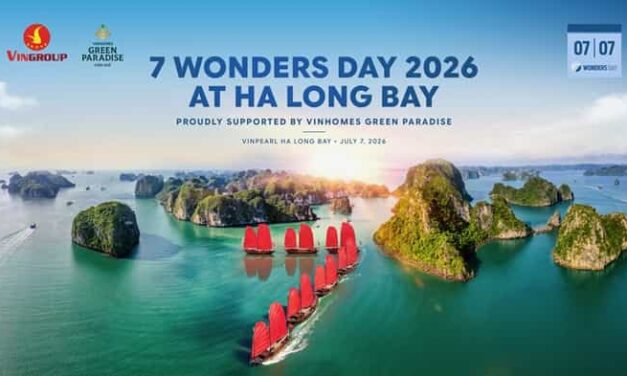 Ha Long Bay Turns 7 Wonders Day Into Viet Nam Gold