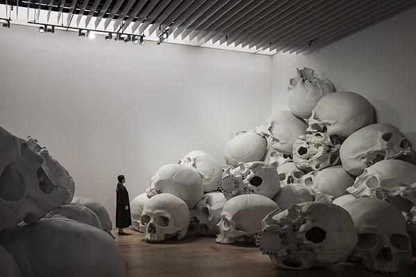 Ron Mueck Exhibition Tops 200,000 Visitors in Tokyo