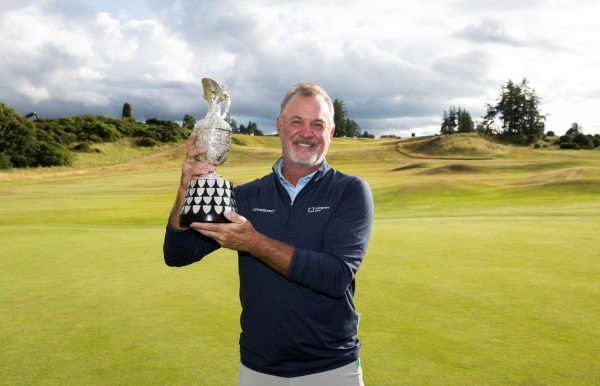 Jerry Kelly Tees Up for Vilamoura Golf Glory