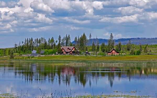 Nature Becomes the Ultimate Classroom at Siwash Lake