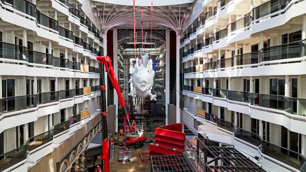 MSC CRUISES COMPLETES INSTALLATION OF SPECTACULAR DRAGON SCULPTURE ABOARD NEW FLAGSHIP MSC WORLD ASIA