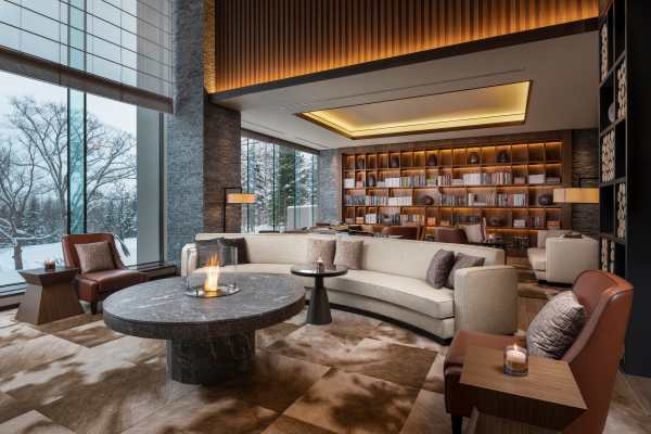 Niseko Village Tempts Aussies With Powder Paradise