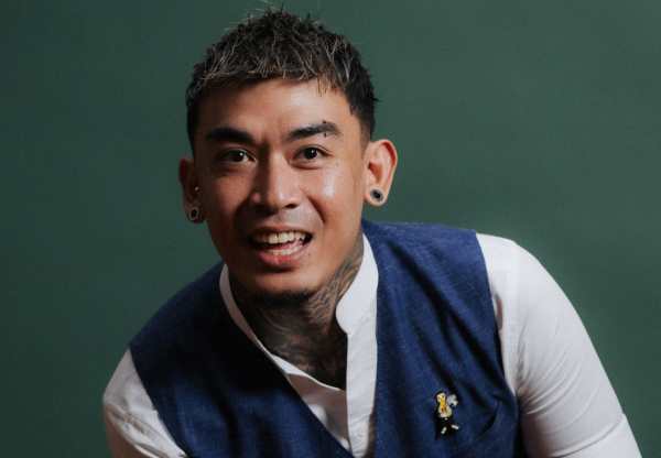 Ryan Dela Vega Shakes Up a Garden of Spirits at AQUA