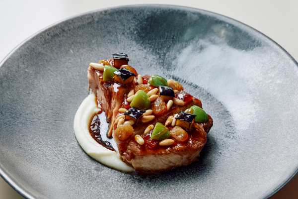 Aged Kurobuta pork rack Sicilian style smoked trotter jus - Parker Blain_2