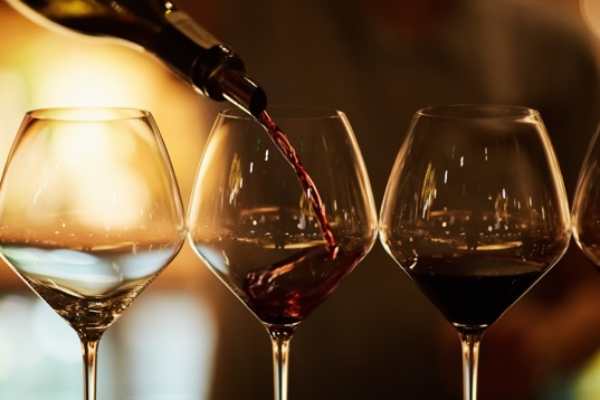 Azamara Launches First WSET Wine Course at Sea