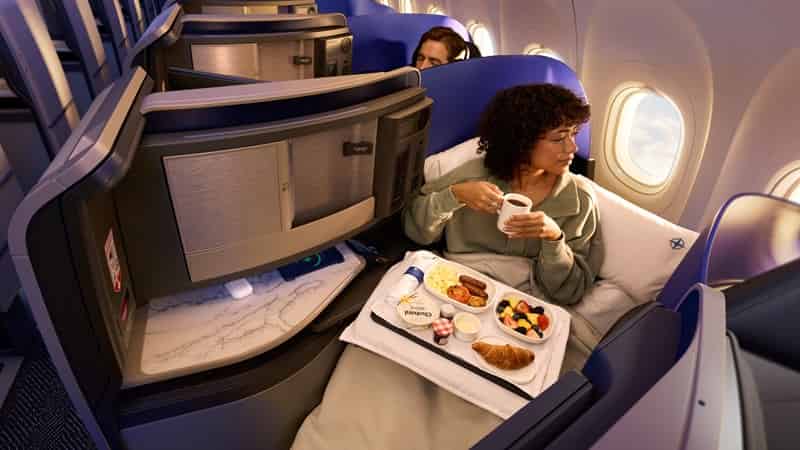 United Airlines 2027 Expansion Sends Global Network Soaring