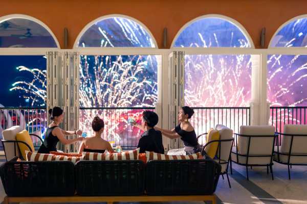 Cielo’s stylish terrace provides a front-row seat to the nightly fireworks in Sunset Town