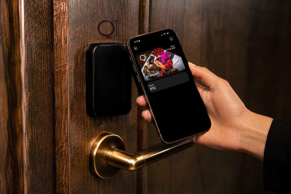 EVT Hotels Unlocks Australia First With Mobile Wallet Keys