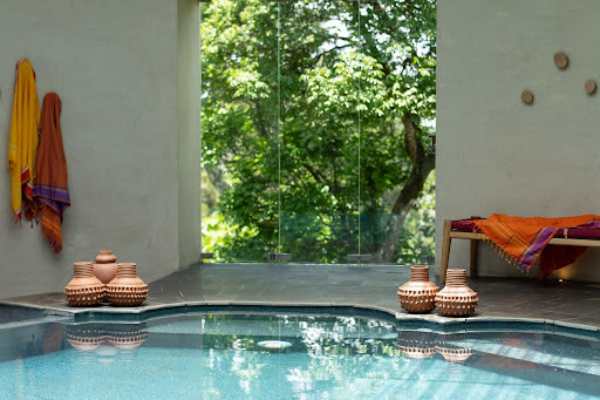 Lemala Osonjoi Lodge operates entirely off-grid and offers the region’s only indoor heated swimming pool