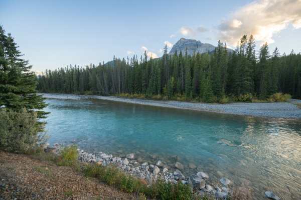NEW 2027 Rocky Mountaineer Luxury Package