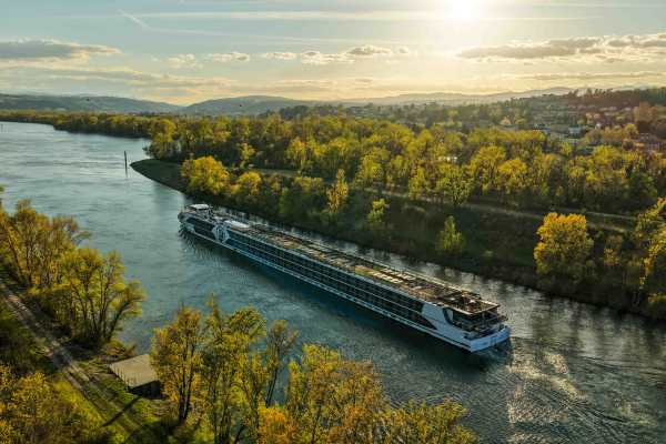 Tauck Strikes a New Chord With ms Harmonie in France