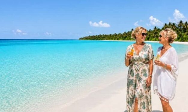 Club Med Mega Fam Sends Top Advisors to Maldives