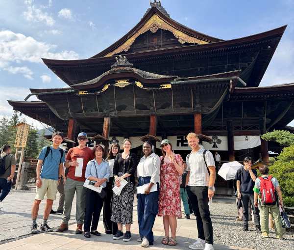 Travel Agents Feast Like Feudal Lords in Japan