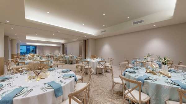 Avani Mooloolaba Beach Hotel Ballroom