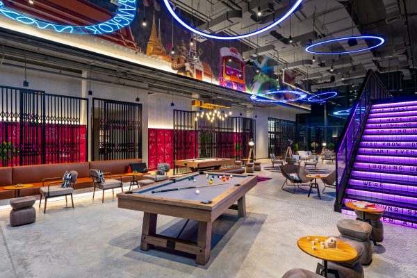 BKKOX_Lounge Area - Pool Table