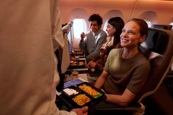 Choose your meal before departure SWISS introduces Pre-Select in SWISS Economy 1