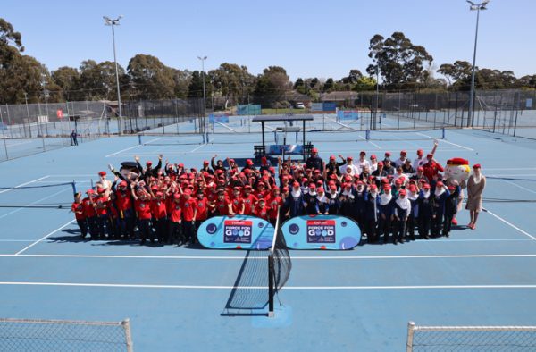 Emirates Serves an Ace for 250 Adelaide Students
