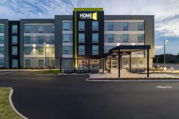 Home2 Suites by Hilton Clean Energy Prototype - Exterior Midday