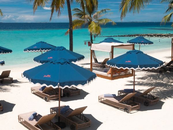 SunRay Social & Swim Club Makes a Splash in Maldives