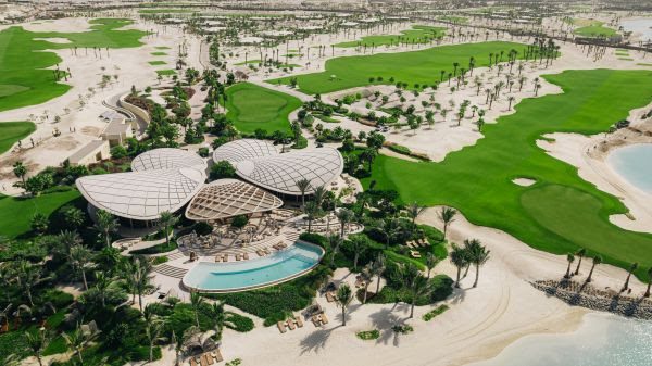 From Med to Red: Shura Links Tees Up Winter Golf Bliss
