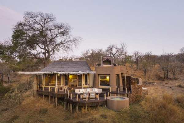 Puku Ridge Roars to Zambia’s Top Safari Lodge Crown