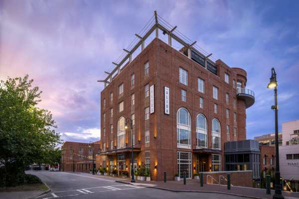 Tribute Portfolio Brings True Crime Mystery to Savannah