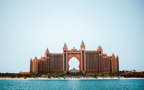 UAE Hotels Turn to Outsourcing as Demand Surges