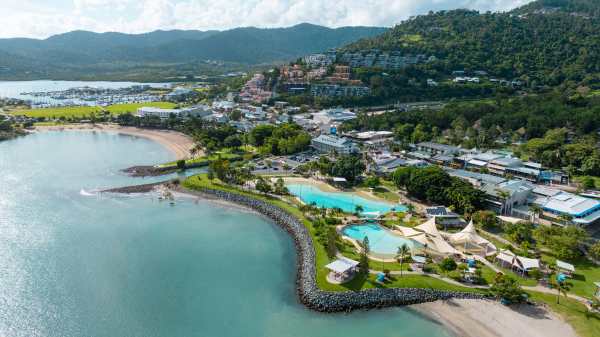 lagoon-tourism-whitsundays-9.jpg