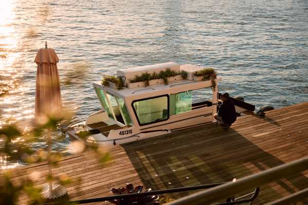 Pier One Sydney Unveils Hot New Floating Sauna Escape!
