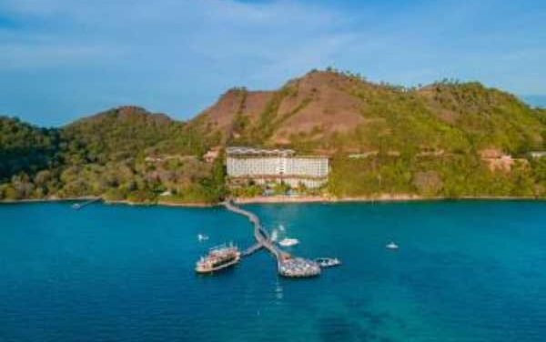 AYANA Komodo Shines with Second EarthCheck Silver Award!