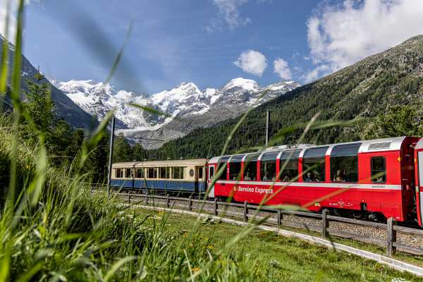 Swiss Scenic Rail 2027: Epic Journeys Now on Sale!