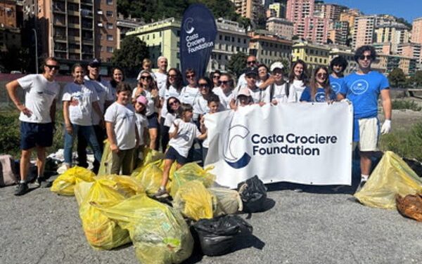 Carnival Crews Unite for Global Coastal Cleanup Day