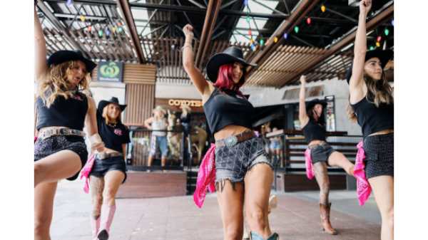 Coyote’s Roadhouse Kicks Up a Line Dancing Storm