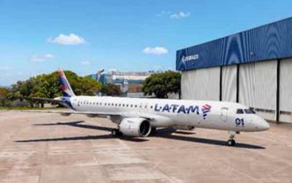 LATAM begins adding the Embraer E195-E2 to its fleet