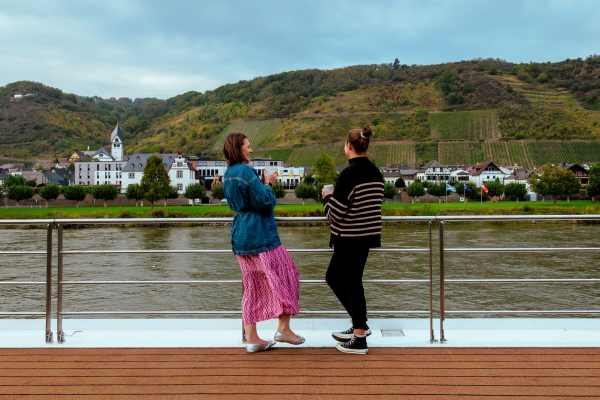 Large-Deck views