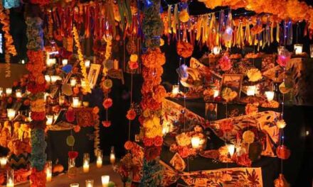 Las Ventanas Celebrates Halloween and Día de Muertos