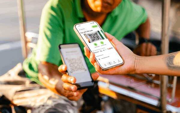 Wise Unites Global QR Payments and eSIM for Travellers