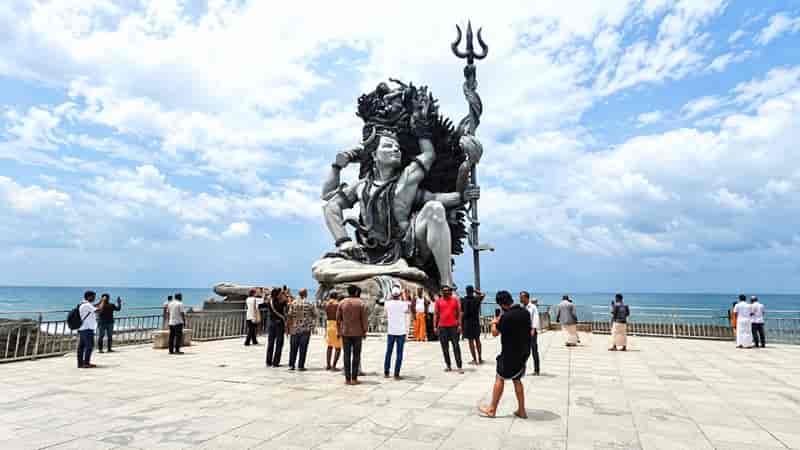 Shiva Seaside Monument Plaza