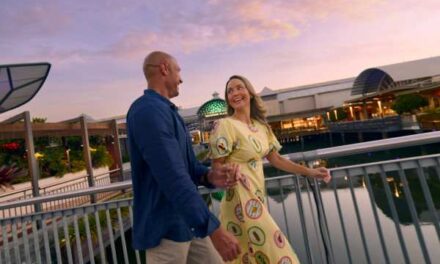 Sunshine Plaza Rolls Out the Welcome Mat for Tourists!