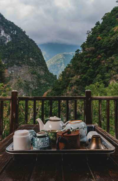 Taiwanese Tea - LR Photo by Ruslan Bardash on Unsplash