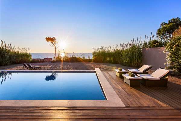 Costa Navarino Resorts Sweep Greece’s Top 10